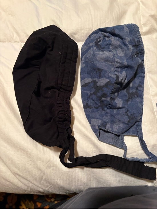 Accessories - Women /Mens Scrub Caps Set - Black and Blue Camo